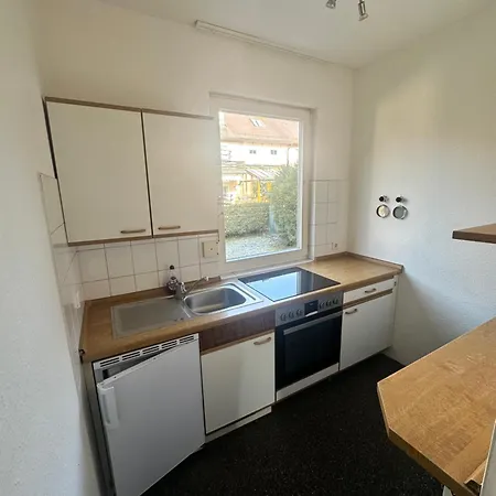 Unterkunft, Und Monteurzimmer Bw 1-6 Apartamento